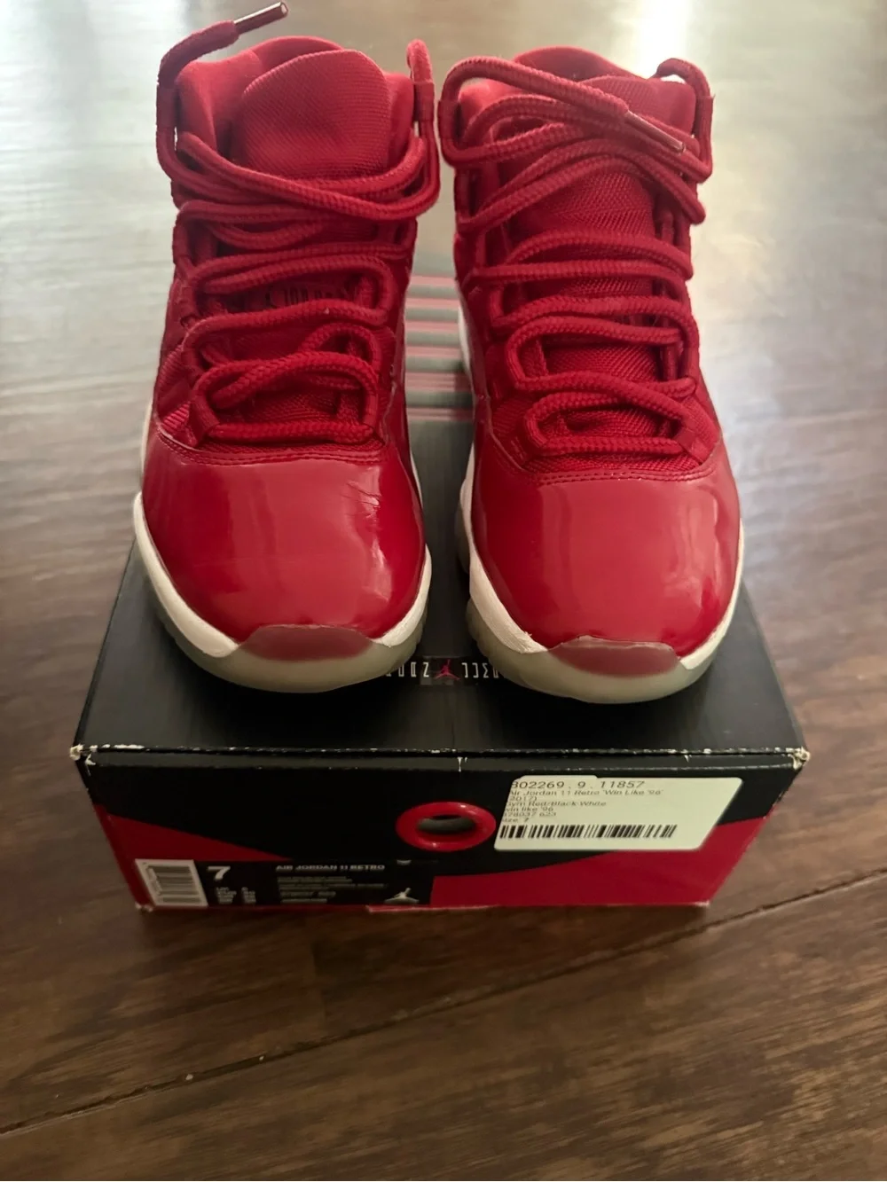 Jordan 11 Size 7 Win like 96
